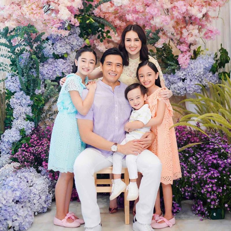 Alfred Vargas and family