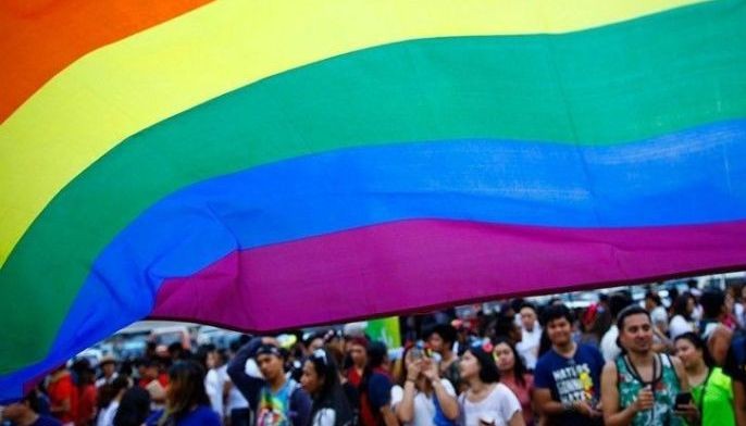 Pope boosts chances of same-sex union in Philippines