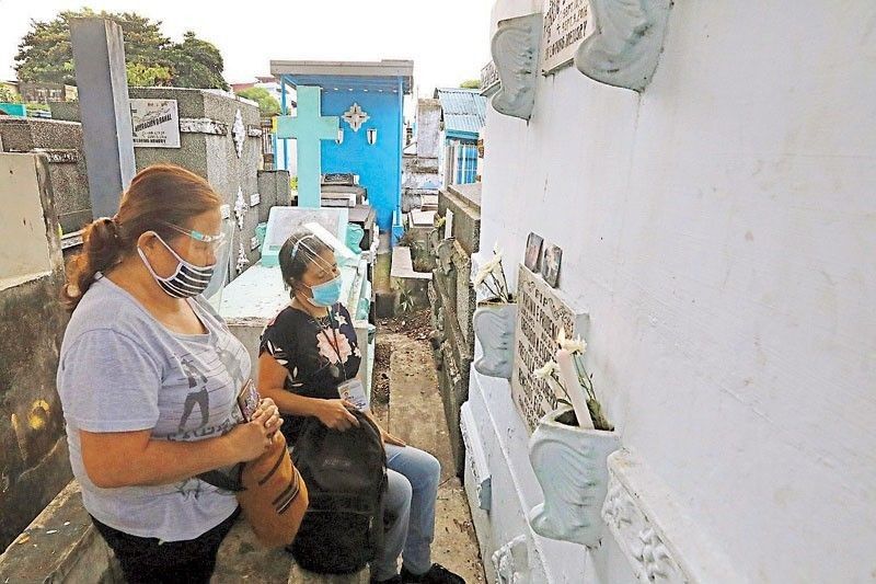 1,627 cops deployed in Central Visayas cemeteries
