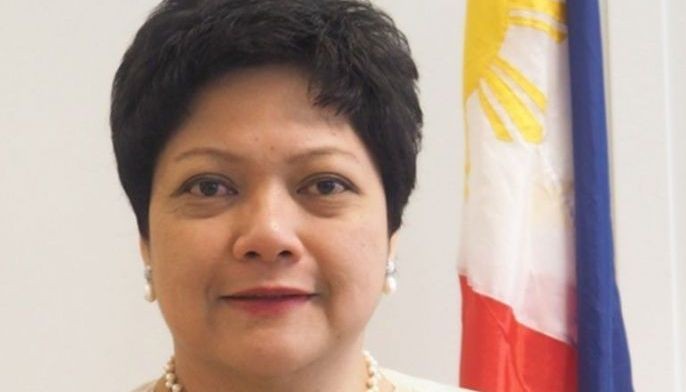 Imbestigahan ang Philippine envoy sa Brazil — Duterte