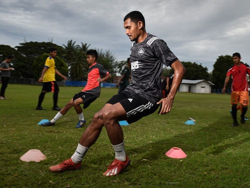 Paying the penalty: Coronavirus hits Indonesian footballers hard