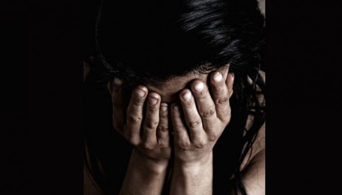 Anak, 16-taong &lsquo;sex slave&rsquo; ng ama, inanakan pa ng 5