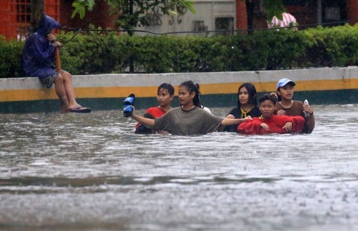 DILG: 14 dead, 3 missing, more than 345k in shelters due to Typhoon Ulysses