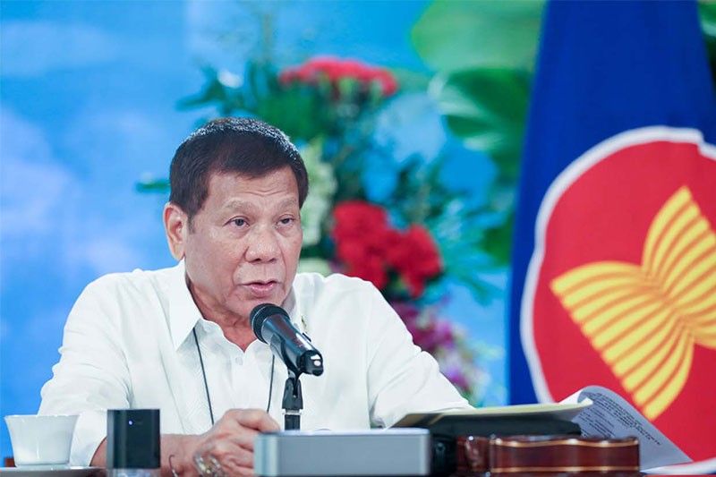 Duterte calls for easing of 'dangerous' South China Sea tensions
