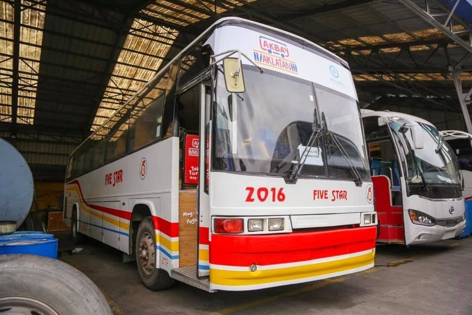 Bus firm naghatid ng ayuda sa sinalanta ng bagyo