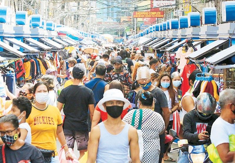 COVID-19 risk high in crowded shopping areas, DOH warns