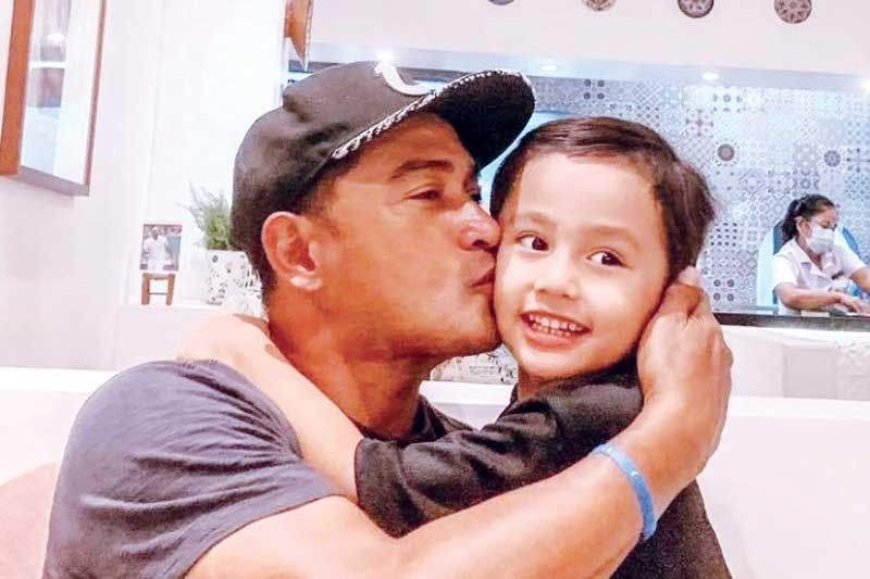 Cesar, 5-years old na ang anak na lalaki sa beauty queen!