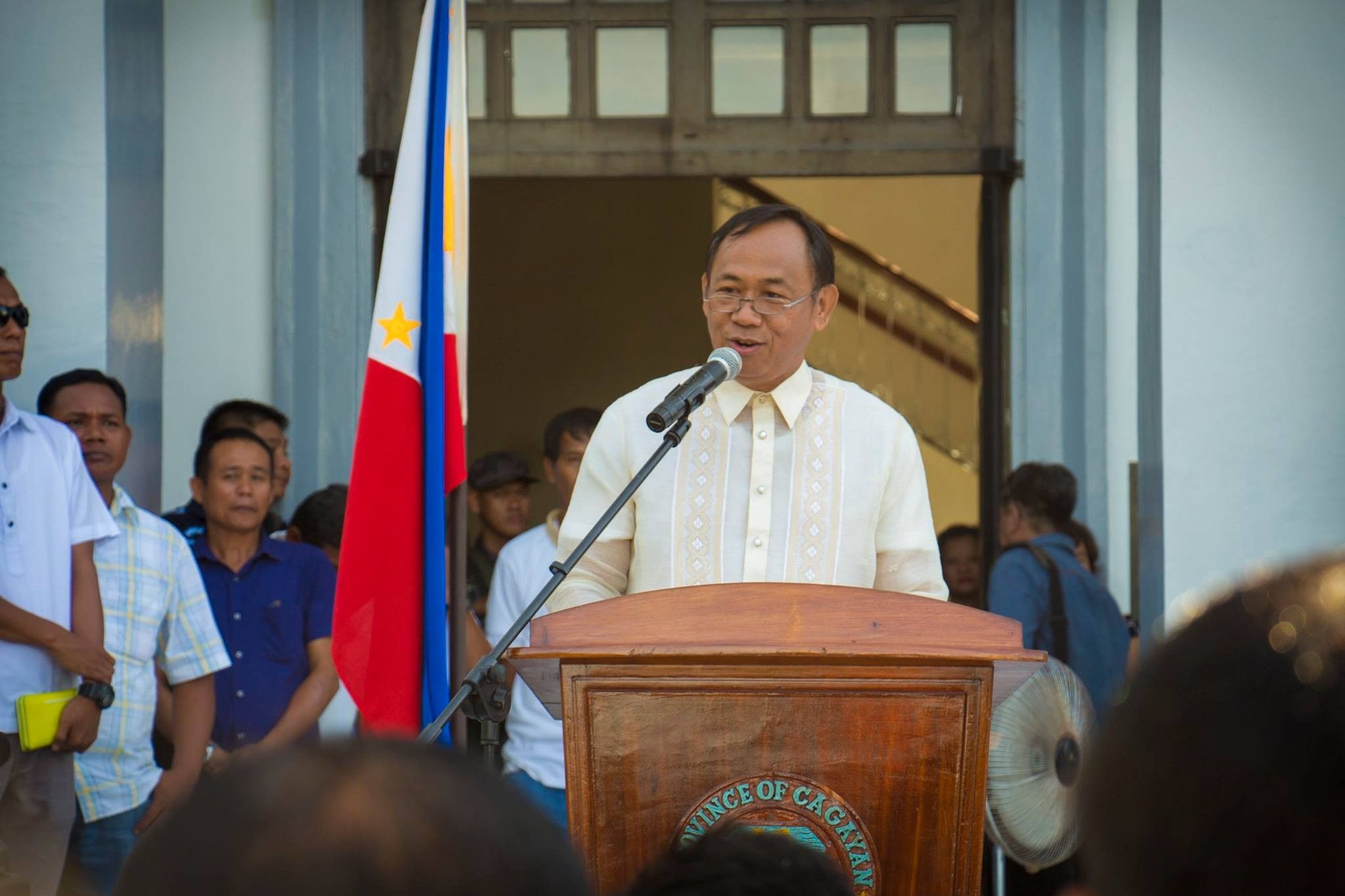Cagayan governor sorry for anti-Muslim remark at Senate hearing