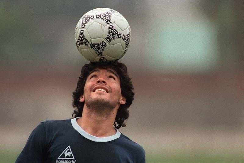 Pele, Messi lead tributes as football world mourns Diego Maradona