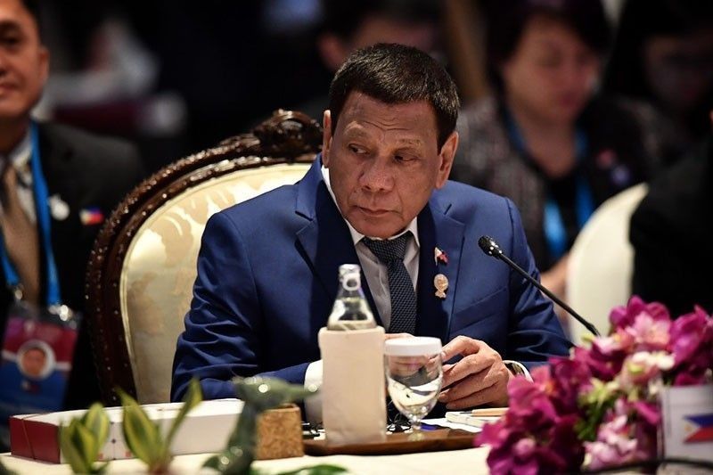 Duterte cites Beijing's role in averting recession