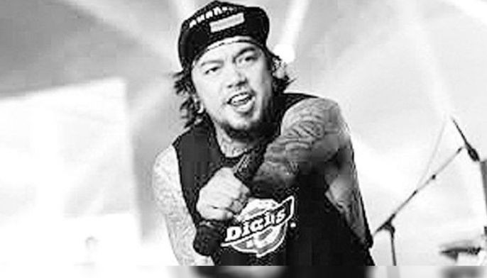 Pagkamatay ng Slapshock vocalist, may parinigan