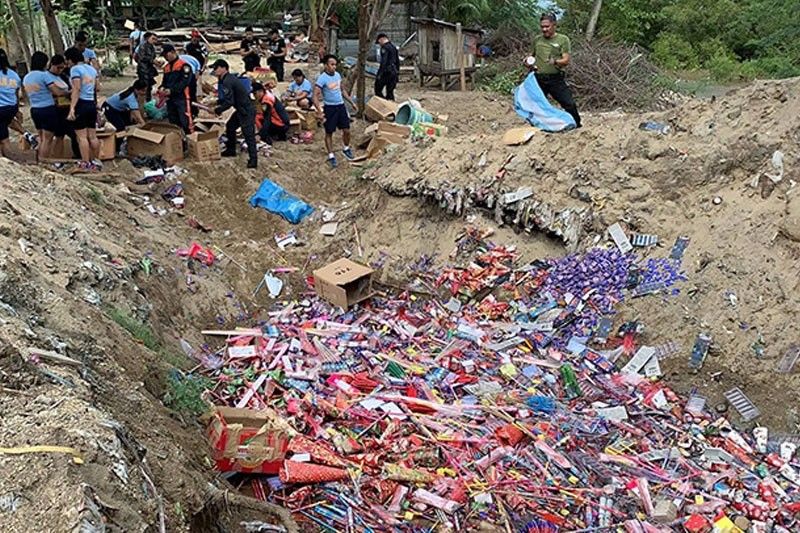 Duha ka mall sa Talisay gitugotang makabaligya og fireworks