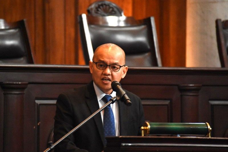 Speaker endorses Leonen impeachment complaint for inclusion on House agenda