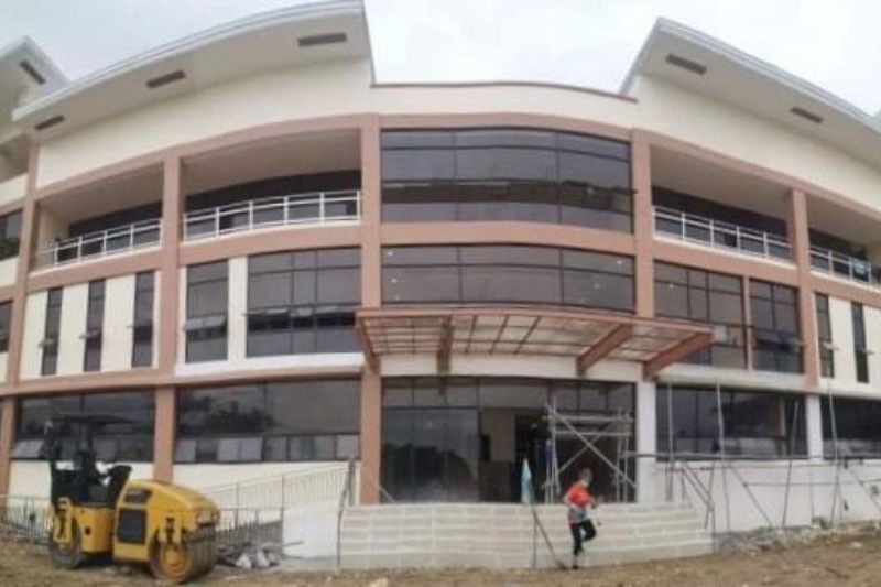 Work On P41 3 Million Lapu Lapu City College Bldg Nearly Finished The Freeman