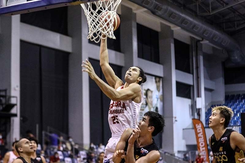 Aguilar takes over as Gin Kings claim Philippine Cup trophy