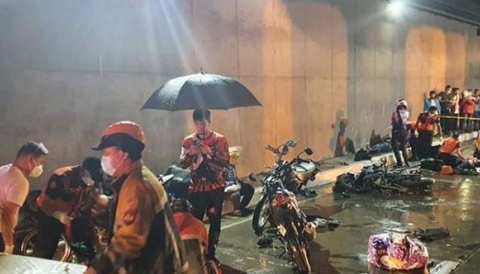 Mga motor nga nagpasilong sa SRP Subway giharos sa SUV, usa patay laing pito angol