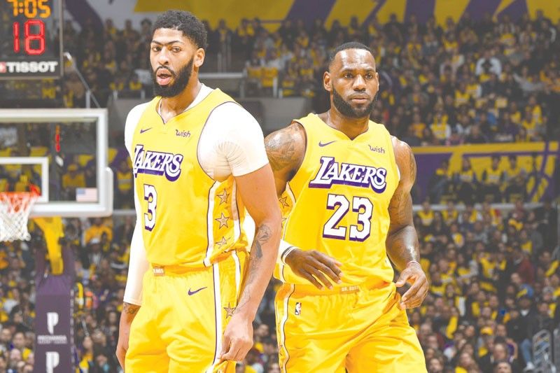 Lakers sugod na's ilang title defense