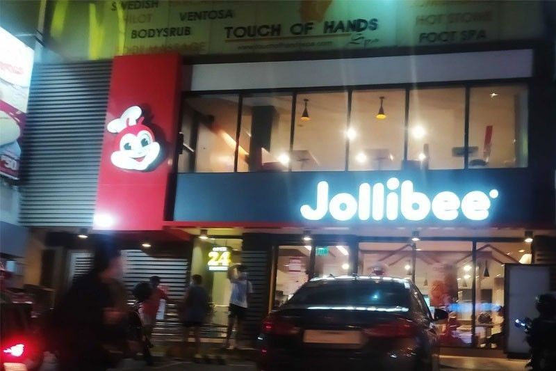 Jollibeeâ��s Chickenjoy picked as Bruneiâ��s best fried chicken