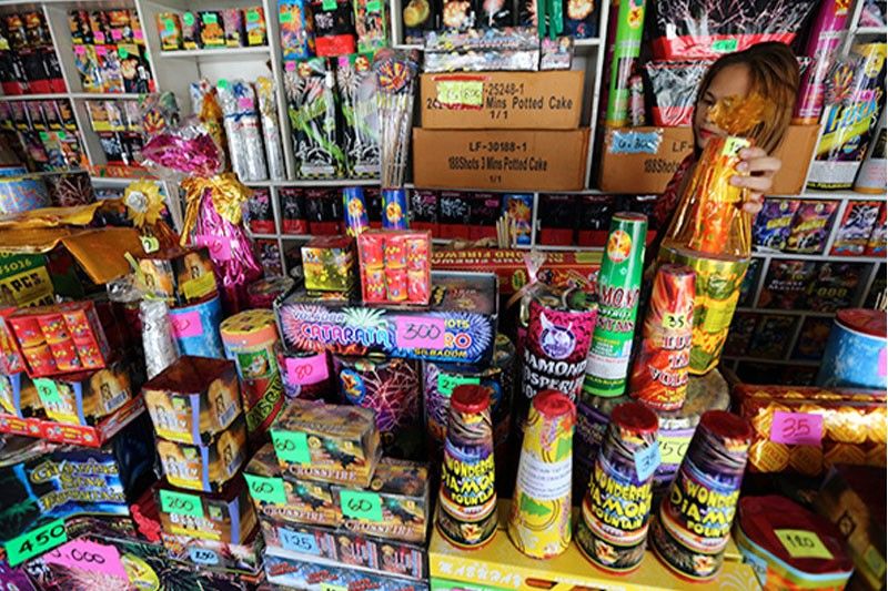 Metro Manila mayors ban firecrackers