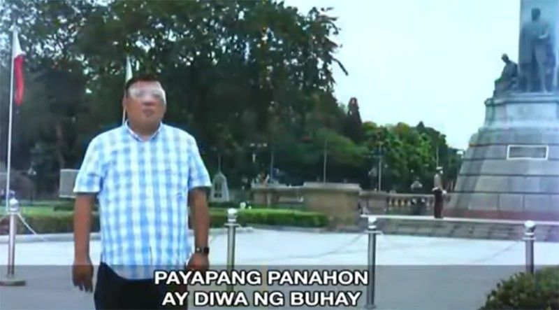 Netizens react to Harry Roque singing 'Payapang Daigdig'