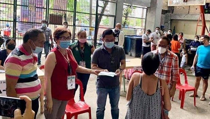 Mga nasunogan sa Looc nakadawat og hinabang pinansiyal