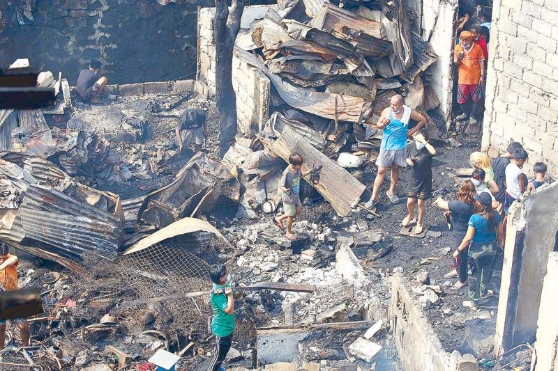 100 families homeless in Quezon City fire