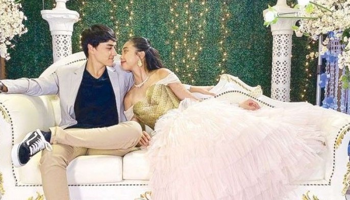 Oh my, it&rsquo;s Maymay... & Edward!