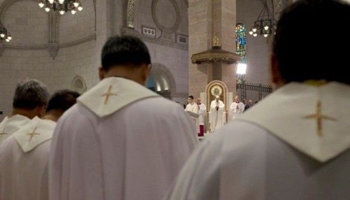 Catholics told: Be like Mary in facing challenges