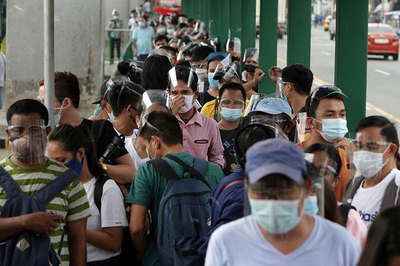 47% of Filipinos unwilling to get COVID-19 jabs, worried of vaccine safety â�� survey