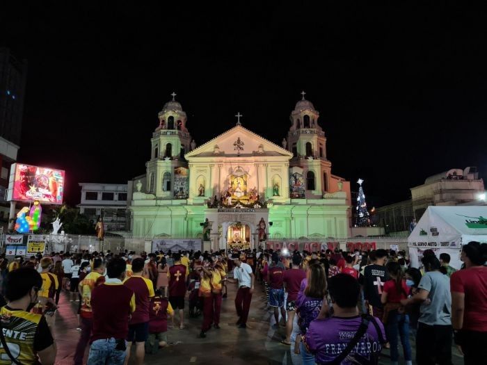 Some 400,000 devotees seen at Quiapo for Traslacion 2021 â�� Manila police