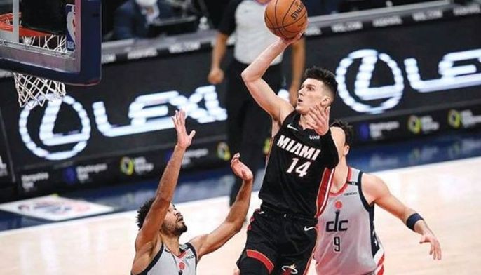 Heat sinunog ang Wizards