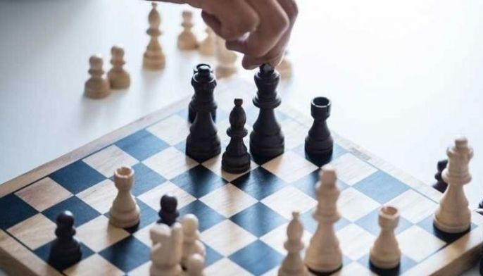 How to prepare for your first OTB chess tournament - Dot Esports
