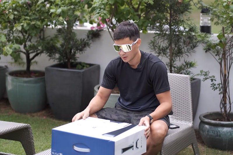 Matteo Guidicelli's PS5 'unboxing' turns into boxing match