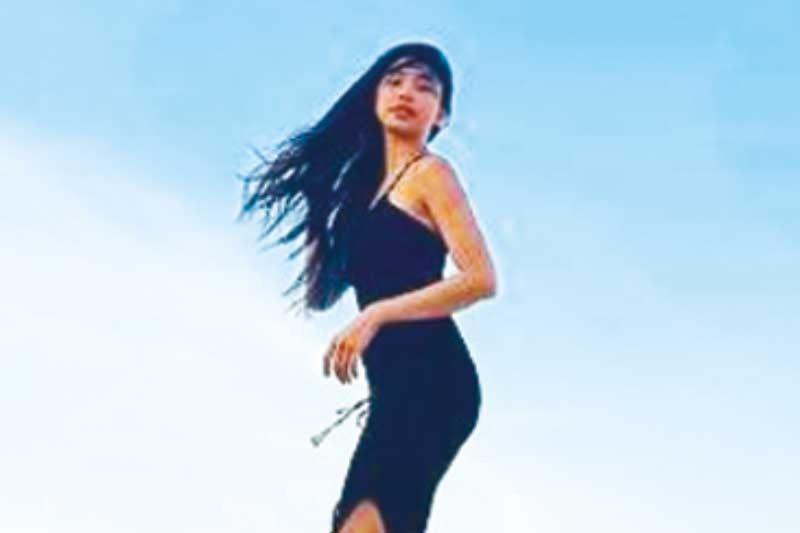 Maymay tuloy ang pagrampa at pictorial sa Dubai, parang ayaw bumalik ng bansa!