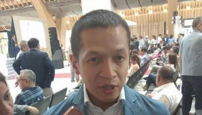 Airport GM starts serving 6-month suspension order