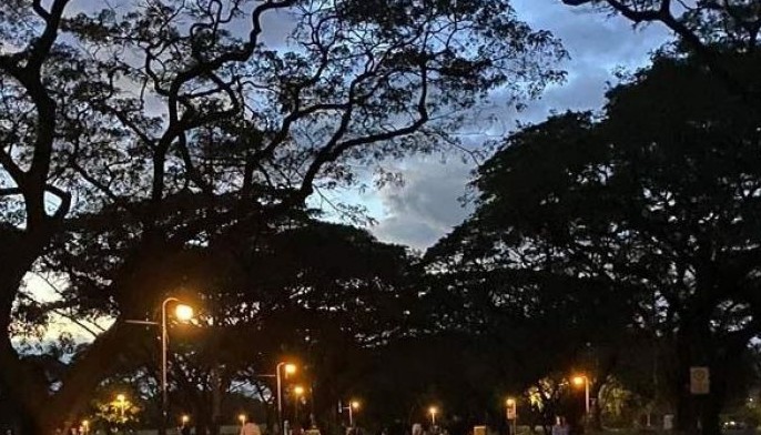 UP temporarily closes Acad Oval to public