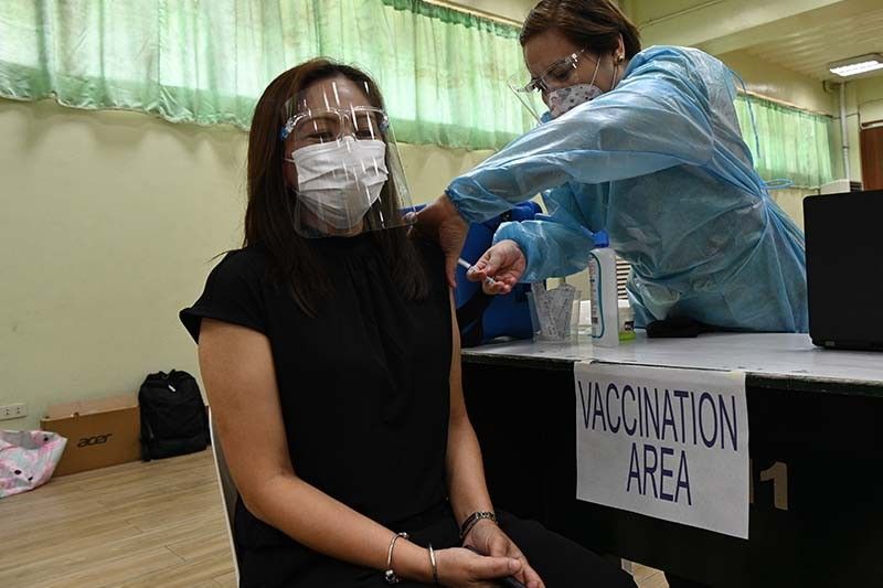 Palace: Private firms may buy COVID-19 vaccines via tripartite agreement