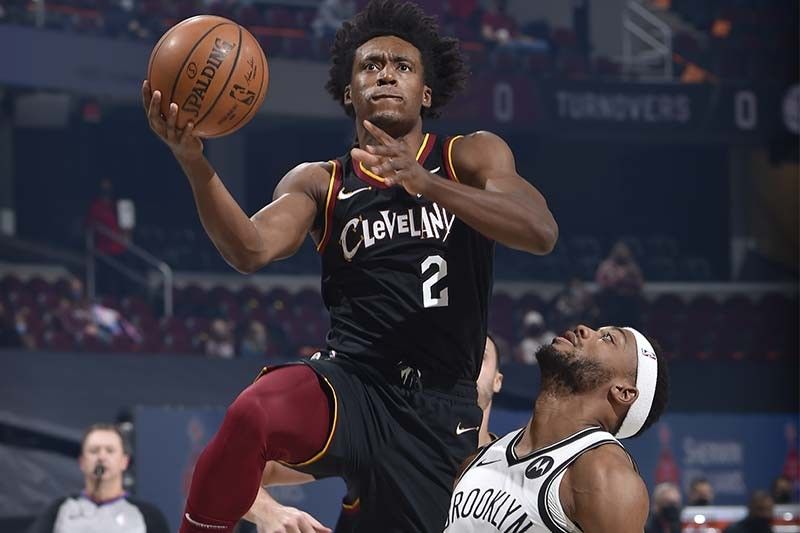 Nuggets outlast Suns in OT; Nets fall to Cavs anew