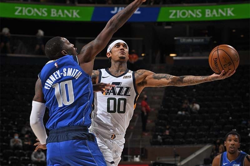 Clarkson propels Jazz to 10th win in a row; Pelicans nip Wizards