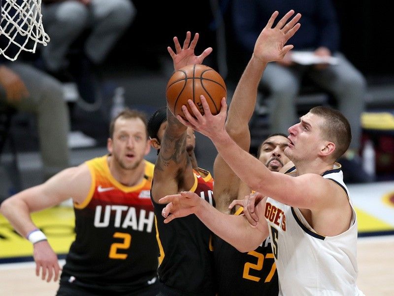 Jokic stars as Nuggets halt Utah's 11-game NBA win streak