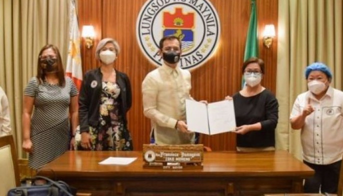 Manila allows UST to resume face-to-face classes for medical programs