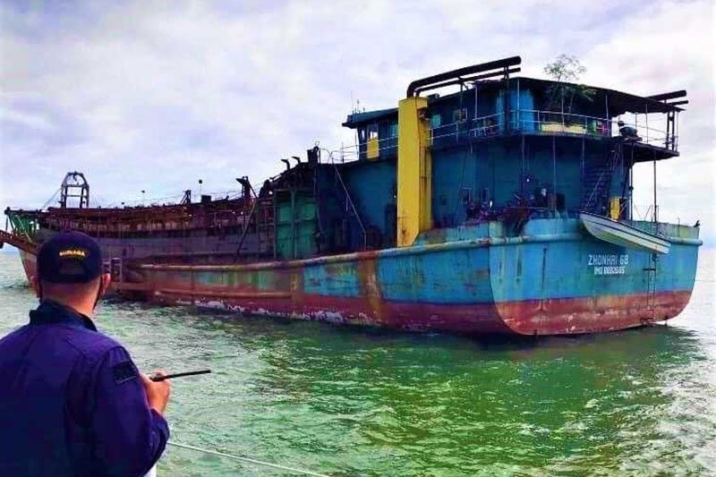 'Zhonhai 68' dredger seized by PCG 'not a Chinese ship' â�� embassy