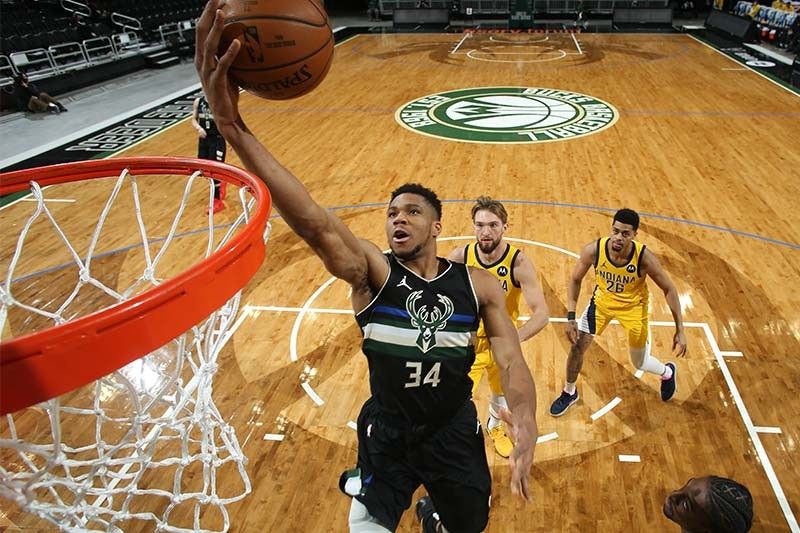 Bucks steamroll Pacers; Sixers remain atop East standings