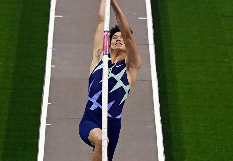 Ej Obiena Wins Silver Resets National Pole Vault Record Anew In Poland Tiff Philstar Com