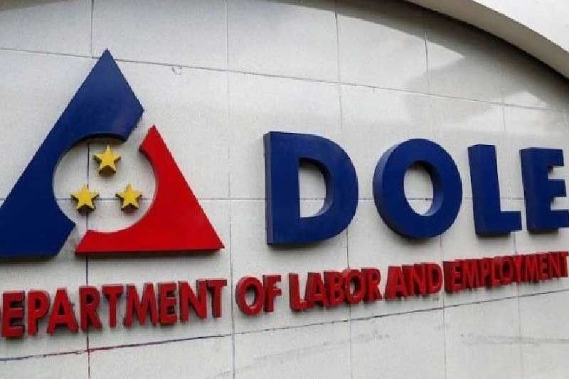 DOLE-7 issues unemployment certificates to 1,300 workers