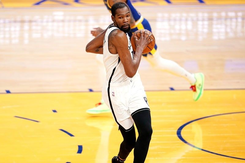 Durant wins reunion game in bay area