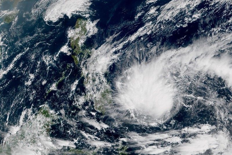 PAGASA: 'Auring' slightly intensifies but still a tropical depression