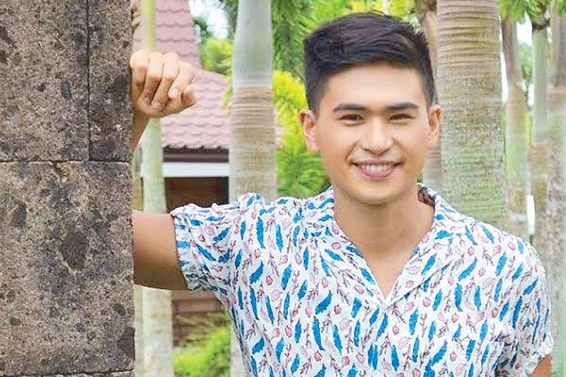 Manolo shares the value of bonding while working