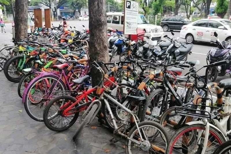 Alcoseba proposes more bike racks at City Hall