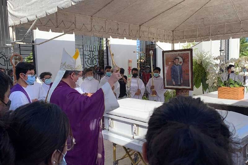 Sir Dodongâ��s compassion, humility retold at funeral